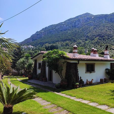 Casa Bados Villa Dorgali Luaran gambar