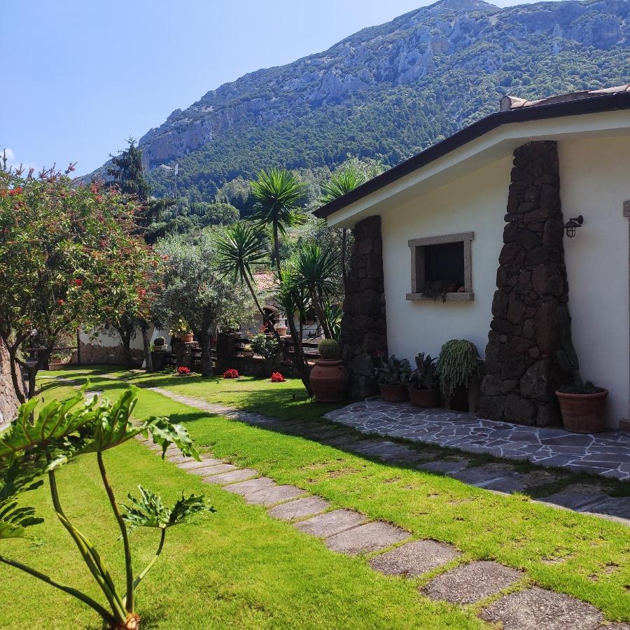 Casa Bados Villa Dorgali Luaran gambar