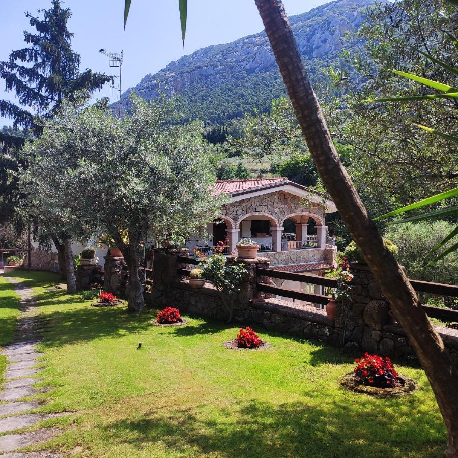 Casa Bados Villa Dorgali Luaran gambar